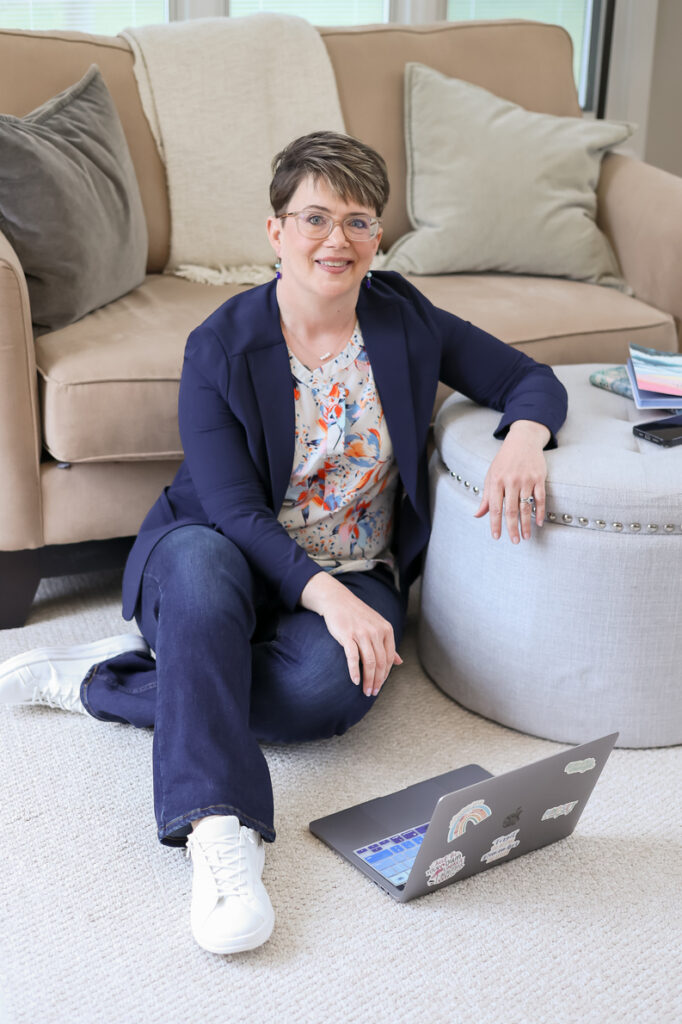 Amy Pearson, Dubsado and Client Experience Expert